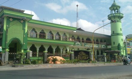 Sentra Halal Tourism di Pasarkliwon Surakarta